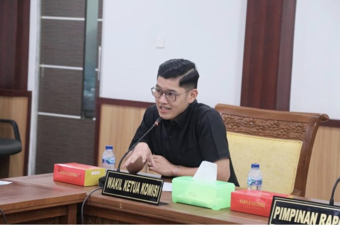 Anggota Komisi II DPRD Kota Batam, Gabriel Shafto Ara Anggito Sianturi mengatakan dalam menyampaikan realita yang pahit tanpa mematikan harapan. Tugas ini bukan sekadar tentang kejujuran, melainkan tentang keseimbangan moral dan strategis. (Istimewa)
