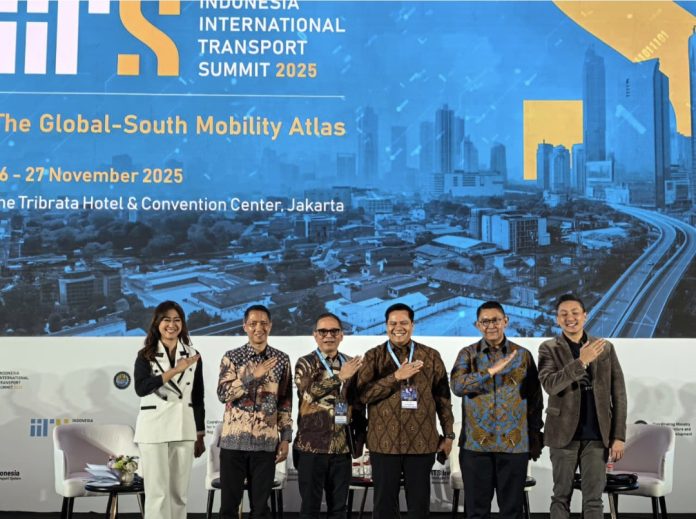 Direktur Investasi, Dendi Gustinandar dalam forum Indonesia International Transport Summit (IITS) 2025 di Jakarta, Kamis (27/11/2025). (Istimewa)