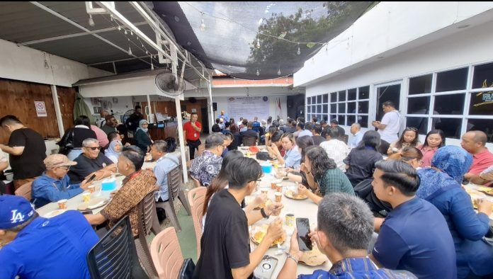 DPC HPI Kota Batam gelar apel bersama sekaligus penandatanganan pakta integritas bersama ratusan tour guide, Rabu (7/1/2025), di Kota Batam, Provinsi Kepri. (uly)