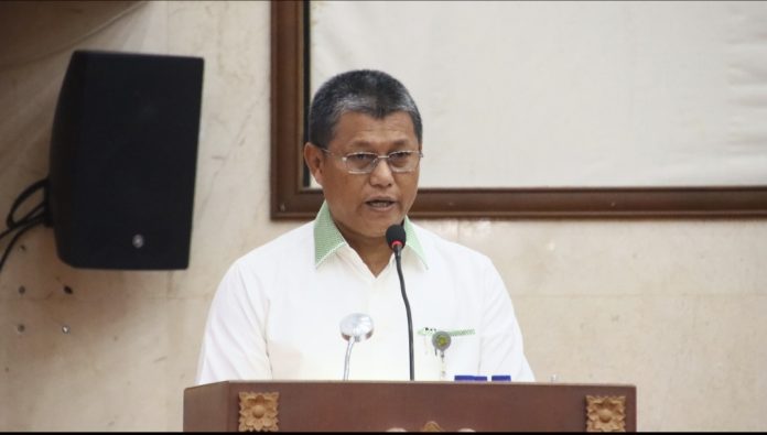 Sekretaris Daerah (Sekda) Kota Batam, Firmansyah mengatakan Lembaga Adat Melayu memiliki peran strategis dalam menjaga, melestarikan, dan mengembangkan nilai-nilai budaya Melayu.(Setwan DPRD Kota Batam)