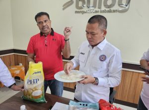 Pemimpin Cabang Perum Bulog Batam, Guido XL Pereira, menegaskan bahwa ketersediaan stok yang memadai merupakan bagian dari strategi Bulog dalam menjaga stabilitas ekonomi daerah dan melindungi daya beli masyarakat. (Istimewa)
