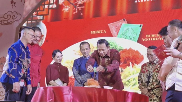 Menteri Koordinator Bidang Infrastruktur dan Pembangunan Kewilayahan, Agus Harimurti Yudhoyono (AHY), mengaku berbahagia dapat merayakan Tahun Baru Imlek 2577/2026 bersama warga komunitas Tionghoa di Batam, Provinsi Kepri. (Ist)