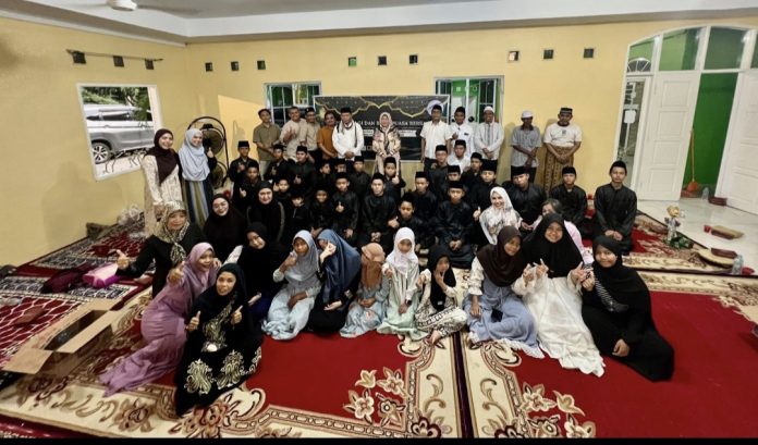 ASPPI Kepri buka puasa bersama anak yatim dan para santri di Panti Asuhan sekaligus Ponpez Hafizul Qur’an Daruut Thoybah, Tiban, Sekupang. (Istimewa)