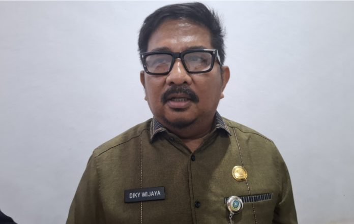 Kepala Disnakertrans Provinsi Kepri, Diky Wijaya, menegaskan perusahaan wajib bayarkan THR kepada pekerja sesuai dengan SE Kementerian Ketenagakerjaan. (uly)