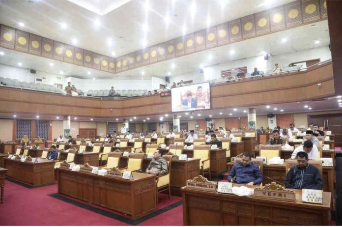 DPRD Batam menyepakati penambahan waktu pembahasan Ranperda tentang PSU Perumahan selama 60 hari kerja, Senin (16/3/2026). (Istimewa)