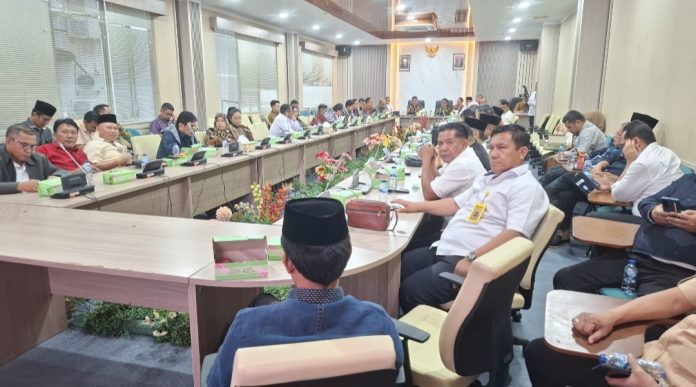 KPK mengingatkan 50 anggota DPRD Kota Batam memperkuat fungsi pengawasan, khususnya terhadap pengelolaan anggaran daerah tahun 2026. (uly)