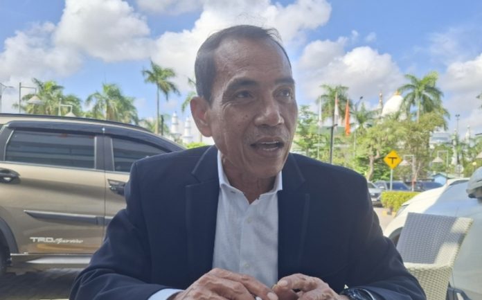 Kepala Dinas Ketahanan Pangan dan Pertanian Kota Batam, Mardanis memastikan sapi bantuan Presiden telah melalui proses pemeriksaan kesehatan yang ketat sebelum didistribusikan. (uly)