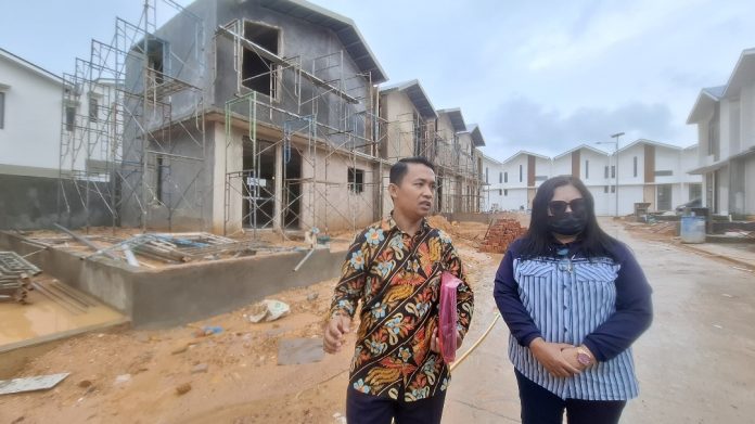 Kontaktor Proyek Perumahan Central Hills, PT Sasando Jaya Abadi mengaku tak dibayar oleh developer mencapai Rp 5 Miliar. (uly)