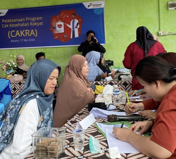 Menyambut HUT ke-61 PGN gelar program CSR menghadirkan kegiatan Cek Kesehatan Rakyat (CAKRA) bagi masyarakat Perumahan Cipta Asri RW 12, Batam. (Istimewa)