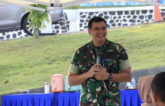 Komandan Lanud Hang Nadim yang baru, Letkol Penerbang Indra Alexander Yosef Lessy MMDS, menegaskan tugas utama pimpinan Lanud saat ini bukan hanya menjaga ruang udara, tetapi juga membenahi struktur organisasi di lingkungan TNI AU. (Istimewa)