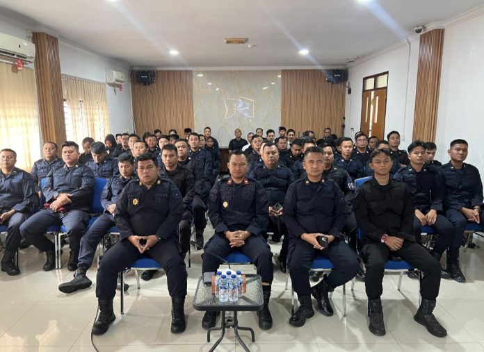 Kepala Rutan Kelas IIA Batam, Fajar Teguh Wibowo menyebut pengarahan itu menjadi motivasi bagi jajarannya untuk terus meningkatkan kualitas pengamanan, pelayanan, serta semangat pengabdian dalam menjalankan tugas. (Istimewa)