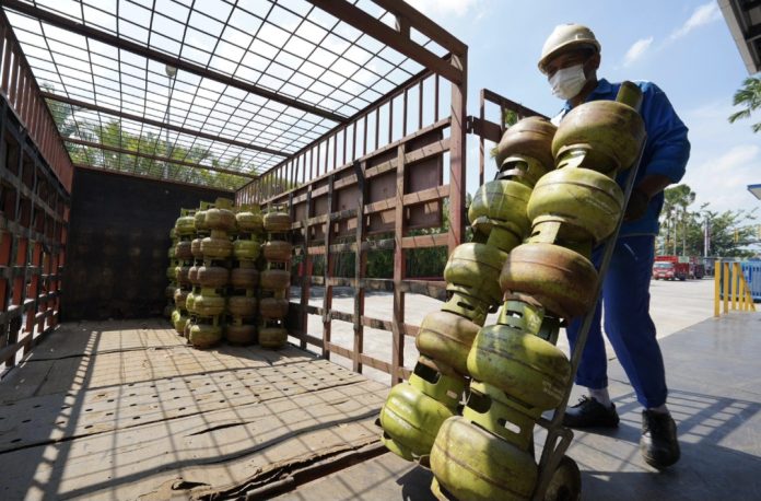 Pertamina menambag alokasi dan rencana penyaluran LPG 3 Kg sebanyak 1.265.600 tabung atau setara 3.797 MT untuk Aceh, Sumut, Sumbar Riau, dan Kepri. (Istimewa)