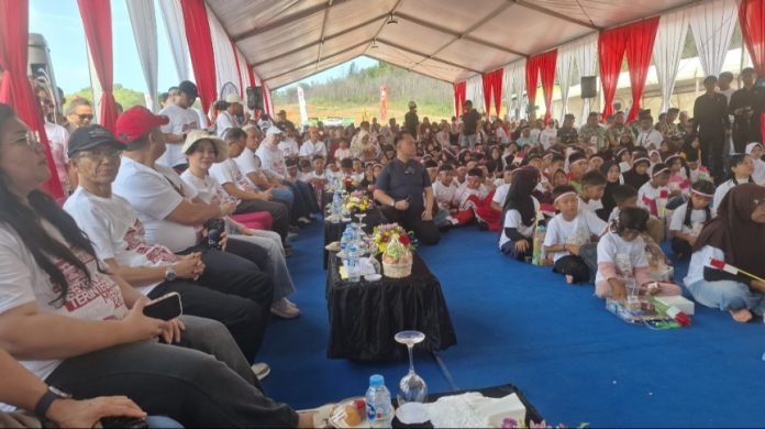 Acara Rempang Ceria sempena HUT RI di Lahan Sekolah Merah Putih, Minggu (2/8/2026). (uly)