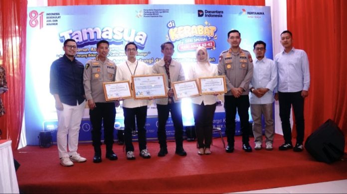 PT Pertamina Patra Niaga Regional Sumbagut menerima empat penghargaan dari Menteri Kependudukan dan Pembangunan Keluarga. (Istimewa)