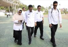 Jelang MUSDA VII KAHMI Batam, Riama Manurung Tarik Pencalonan dan Alihkan Dukungan sepenuhnya kepada Amsakar Achmad Jelang MUSDA VII, Majelis Daerah KAHMI Kota Batam, Riama Manurung menyatakan mengalihkan seluruh rekomendasinya kepada Amsakar Achmad. (Istimewa)