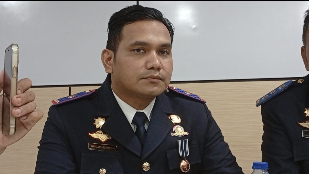 Kepala UPTD Parkir Dinas Perhubungan Kota Batam, Samuel Eksaudi Tambunan mengajak masyarakat untuk parkir berlangganan. (uly)