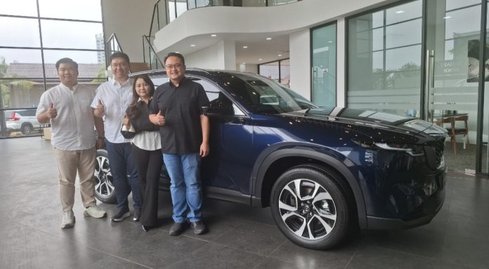 Mazda kembali menyapa masyarakat Batam dengan membawa tiga produk terbarunya melalui agenda New Line Up Exploration di Mazda Batam, Senin (21/9/2026). (uly)