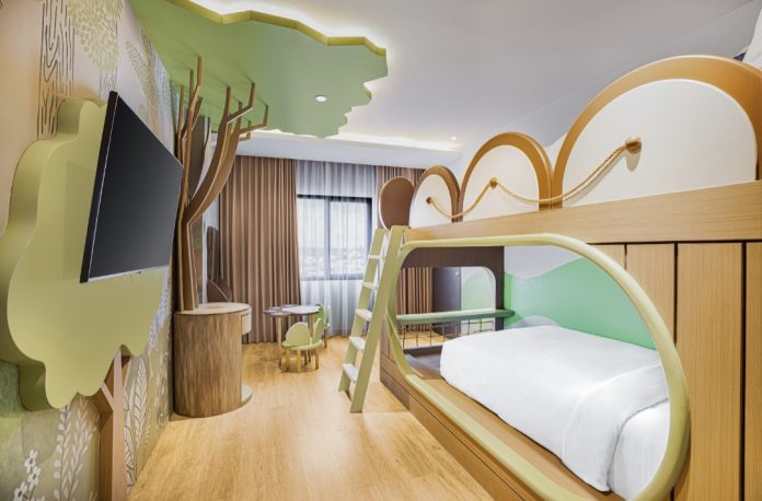 Menyambut berbagai momen istimewa menjelang akhir tahun, FOX Hotel Nagoya Batam menghadirkan beragam penawaran menarik melalui paket Food & Beverage (F&B). (Istimewa)