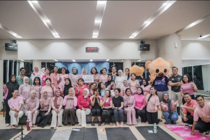 Empat properti HARRIS Hotels di Batam berkolaborasi dengan FIT HUB Batam Center gelar Hatha Yoga dalam rangka kampanye ASR for PINKtober 2026, Rabu (21/10/2026). (Istimewa)